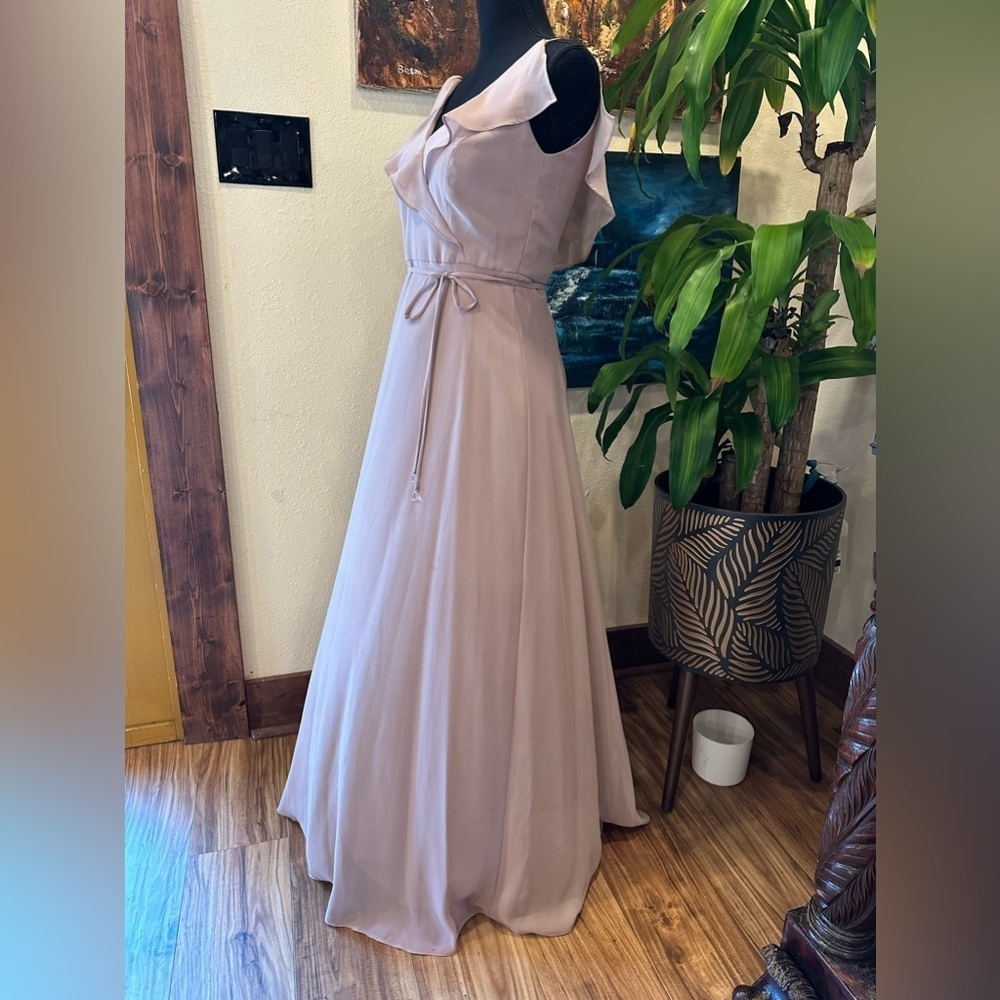 Jenny Yoo Topaz Pink Ruffle V-Neck Chiffon A-Line Formal Bridesmaid Dress Size 6 - Picture 7 of 11